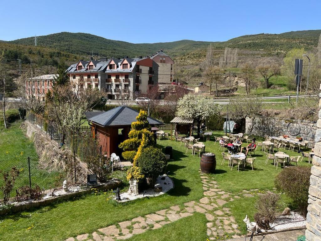 Penzion Meson De Castiello Castiello de Jaca Exteriér fotografie